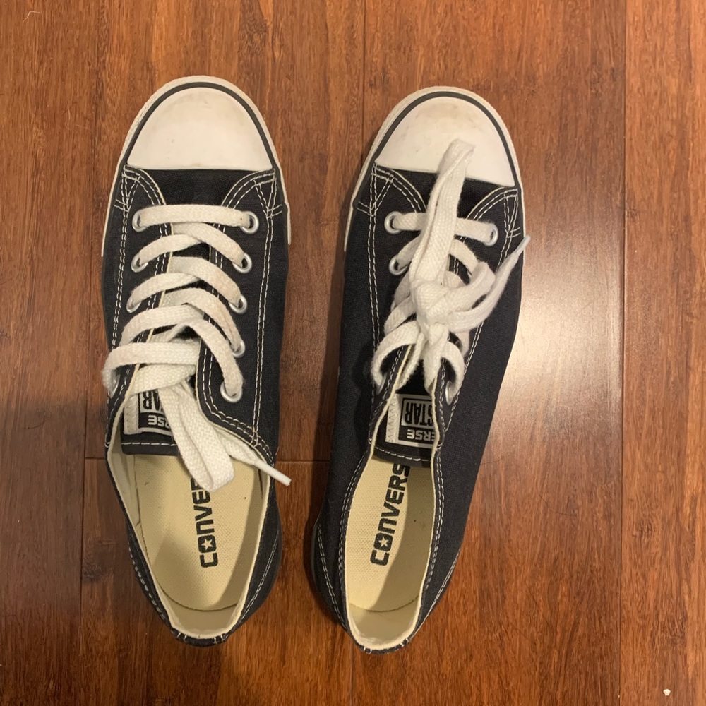 Black Converse, great condition